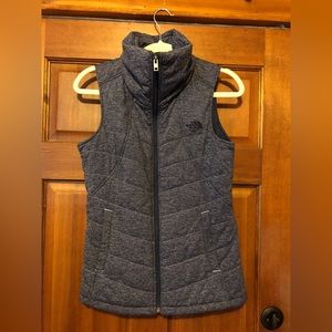 The North face Women’s navy vest